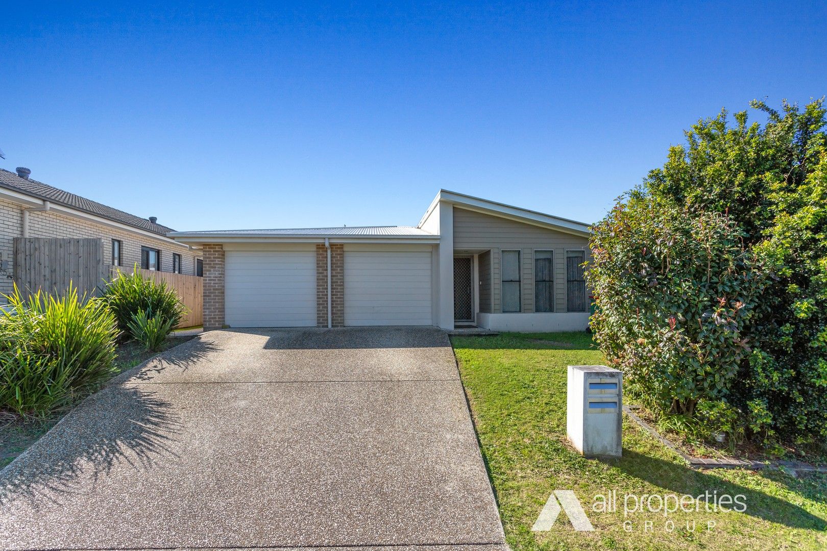8 Foster Circuit, Hillcrest QLD 4118, Image 0