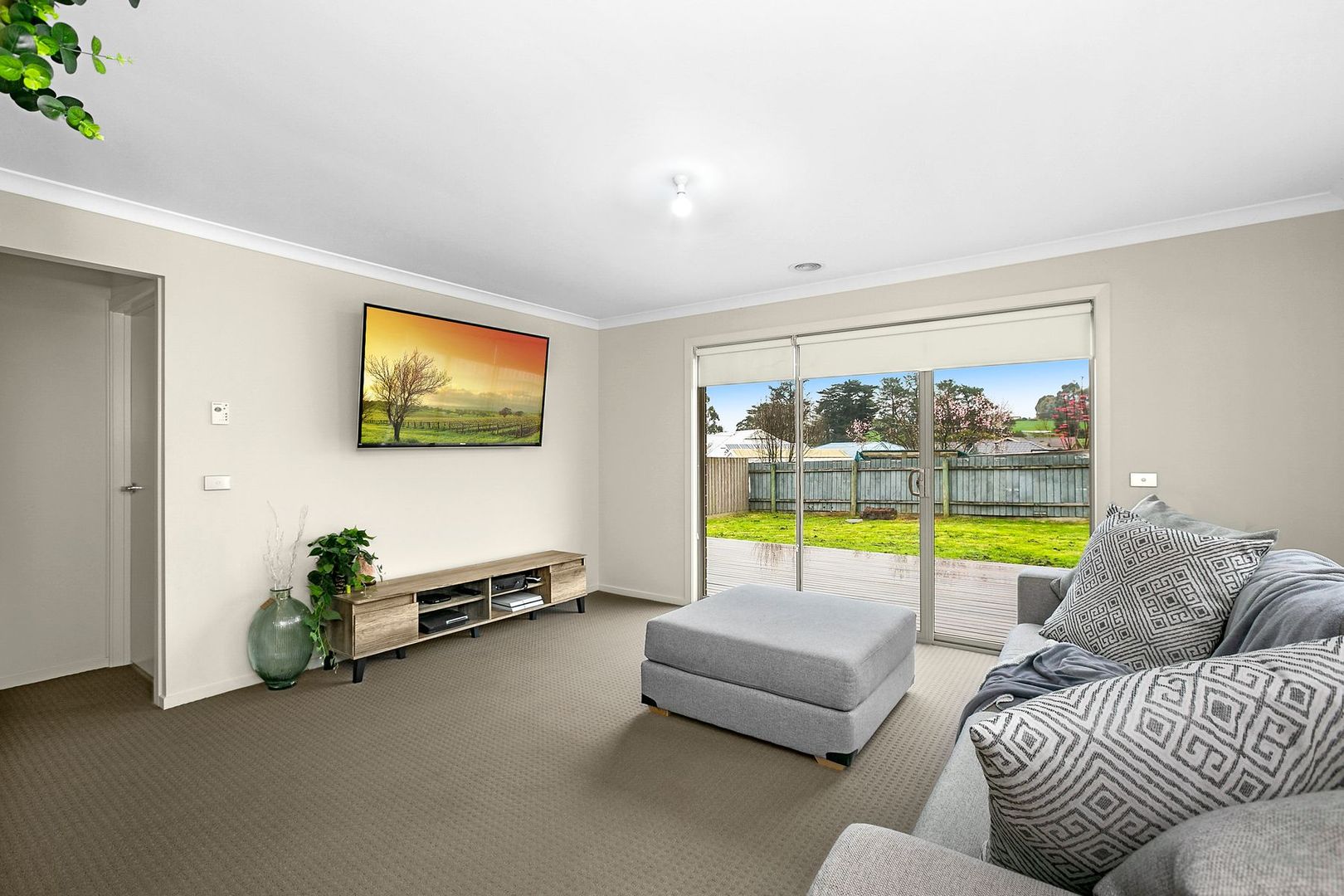 27 Riflebutts Road, Korumburra VIC 3950, Image 2