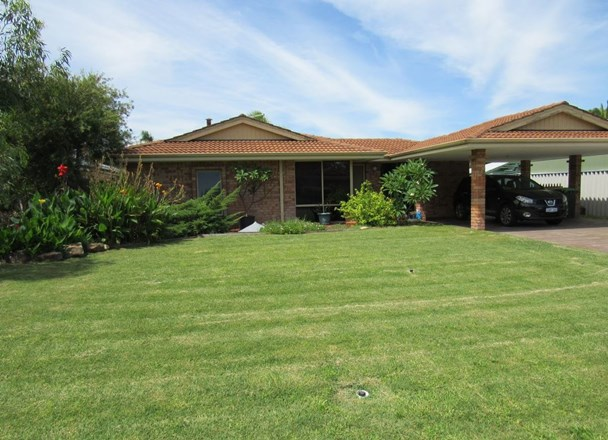 4 Macau Place, Warnbro WA 6169