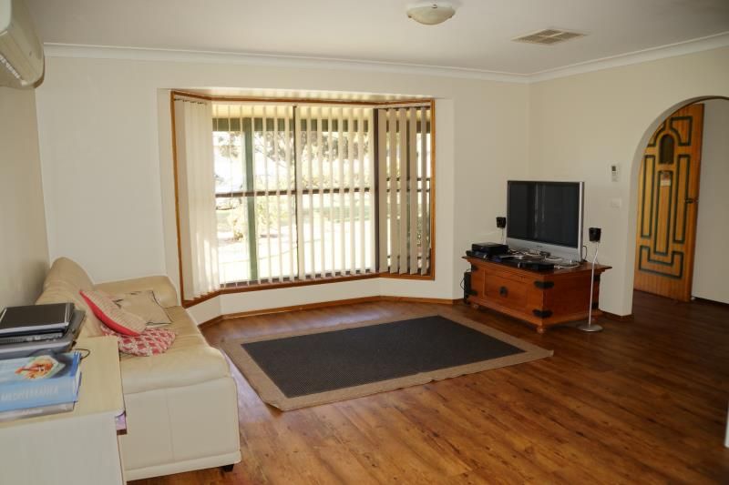 16 Gundong Street, WONGARBON NSW 2831, Image 1