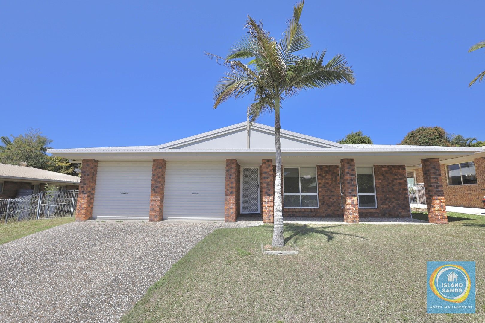 3 bedrooms House in 37 Beltana Drive BOYNE ISLAND QLD, 4680