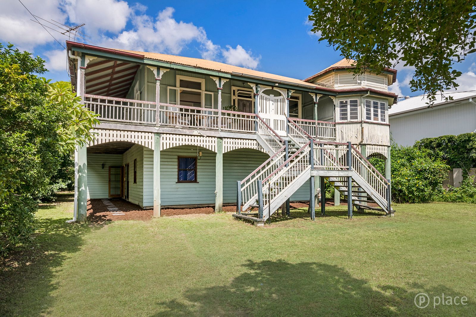 10 Wylie Street, Graceville QLD 4075, Image 2