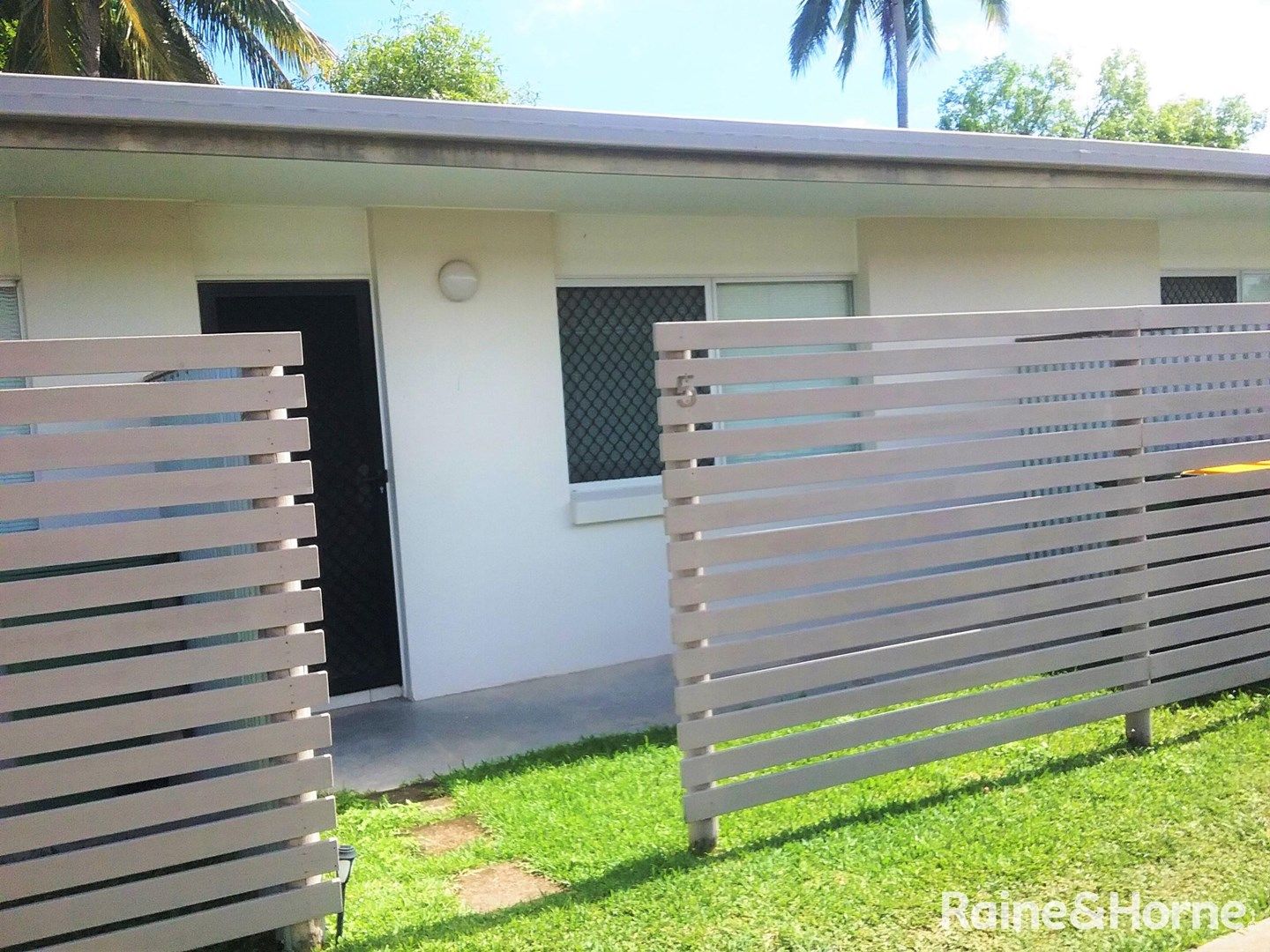 Unit 5/8-10 Petersen Street, North Mackay QLD 4740, Image 0