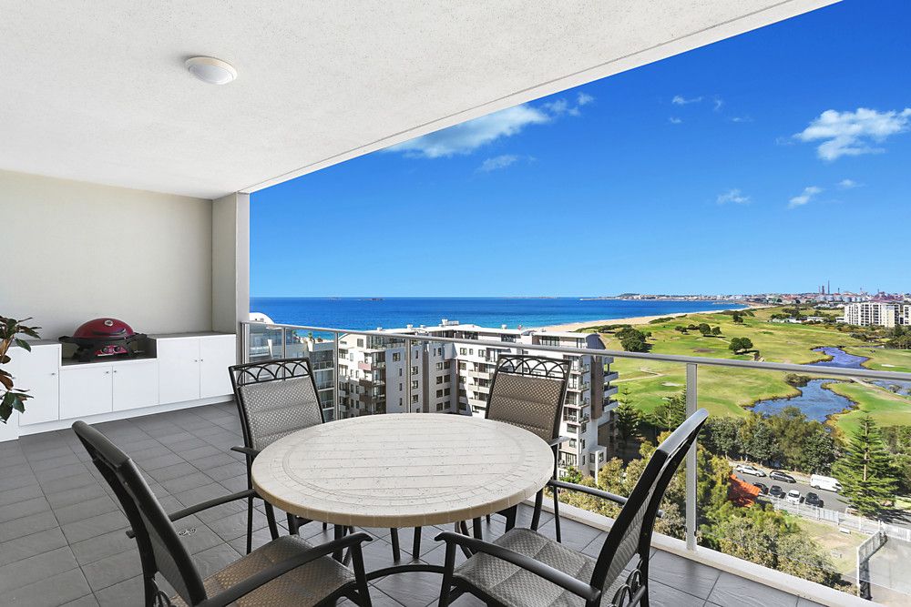 81/60 Harbour Street, Wollongong NSW 2500, Image 2