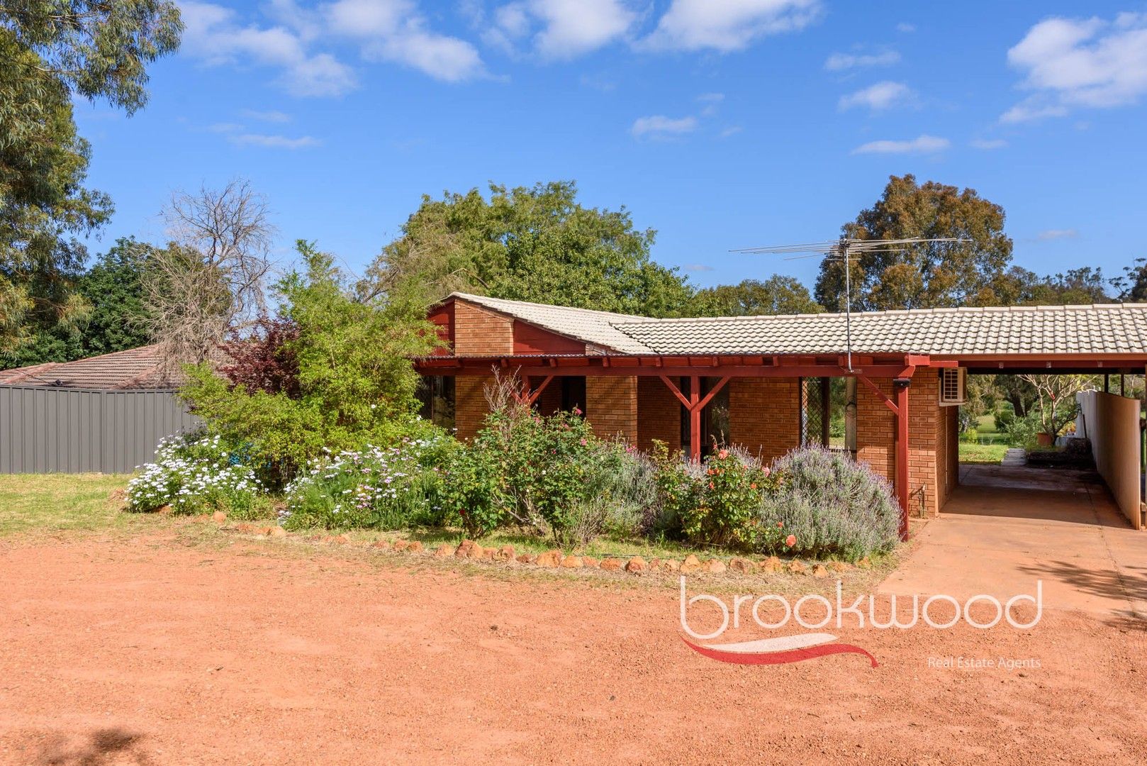 3 bedrooms House in 28A Nicholl Street GLEN FORREST WA, 6071
