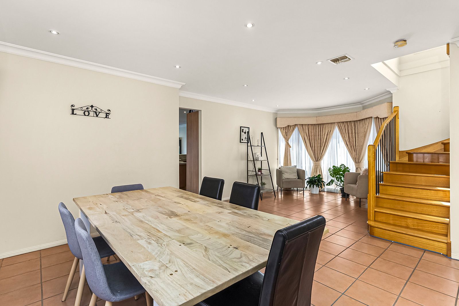 31 Gowanbrae Drive, Gowanbrae VIC 3043, Image 2