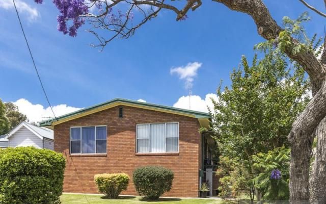 1 bedrooms Apartment / Unit / Flat in 3/72 Georgetown Road GEORGETOWN NSW, 2298