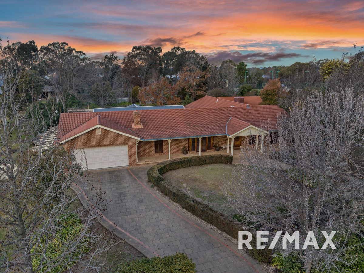 8 Angela Road, Lake Albert NSW 2650, Image 0