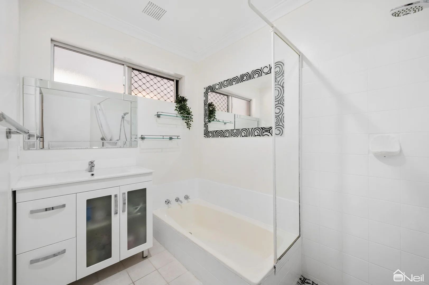 Additional image 22 of 35A Lensham Place, Armadale WA 6112