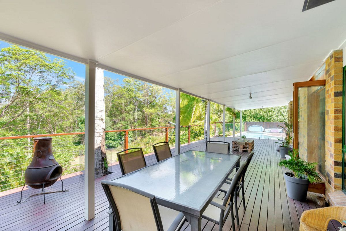 105 Henri Robert Drive, Clagiraba QLD 4211, Image 2