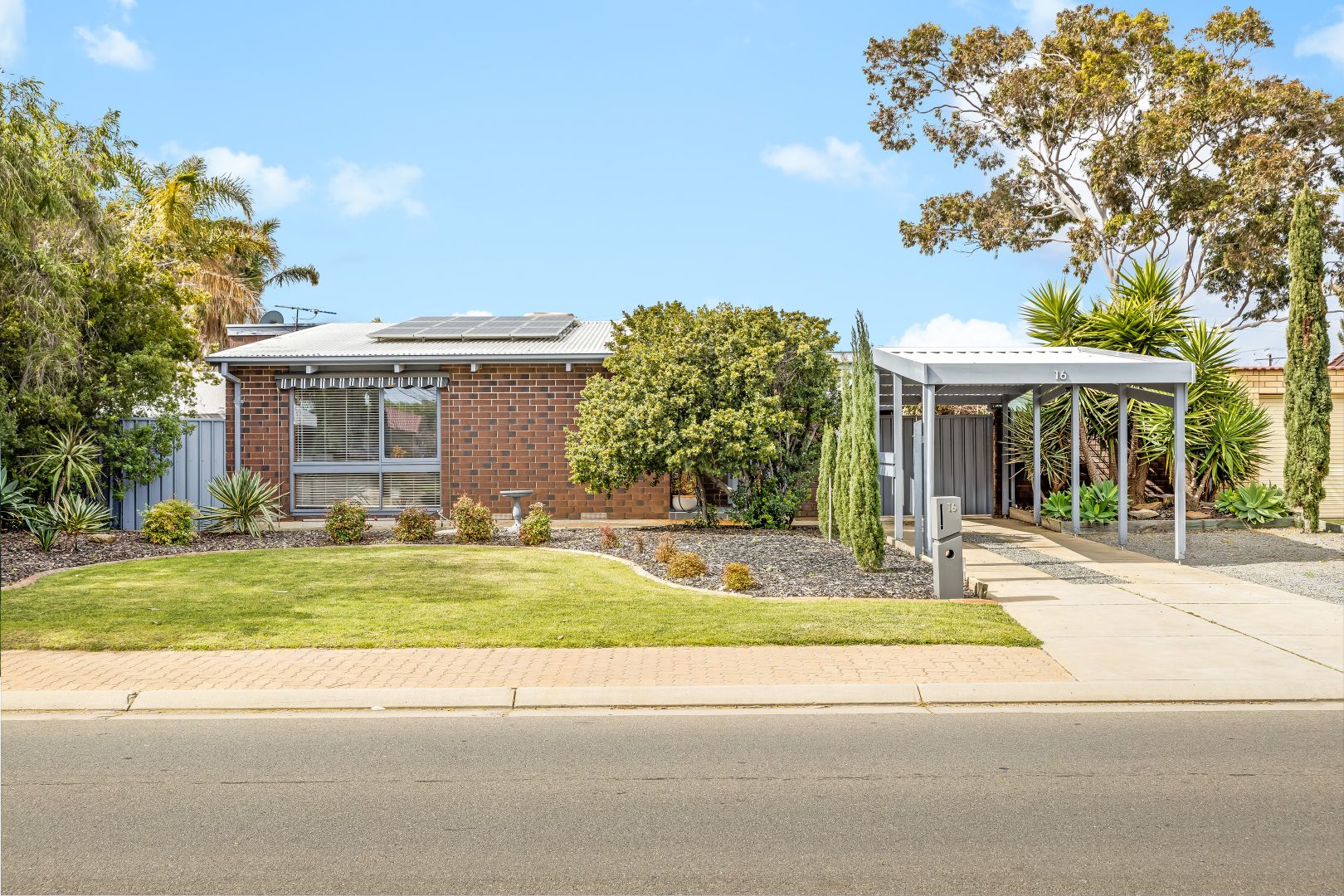 16 Fraser Drive, North Haven SA 5018, Image 1