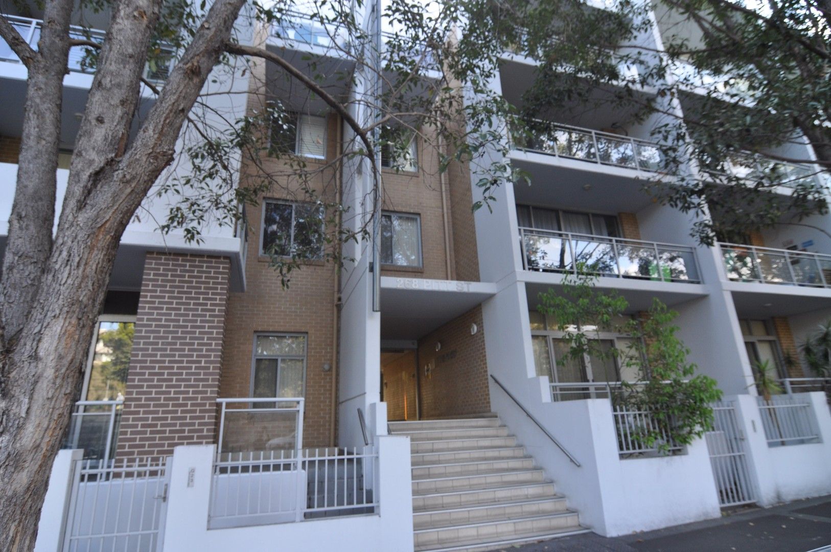 2 bedrooms Apartment / Unit / Flat in 333/25-33 Allen Street WATERLOO NSW, 2017