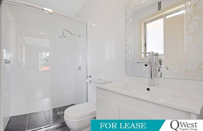 3 bedrooms Duplex in 106a Betts Road WOODPARK NSW, 2164
