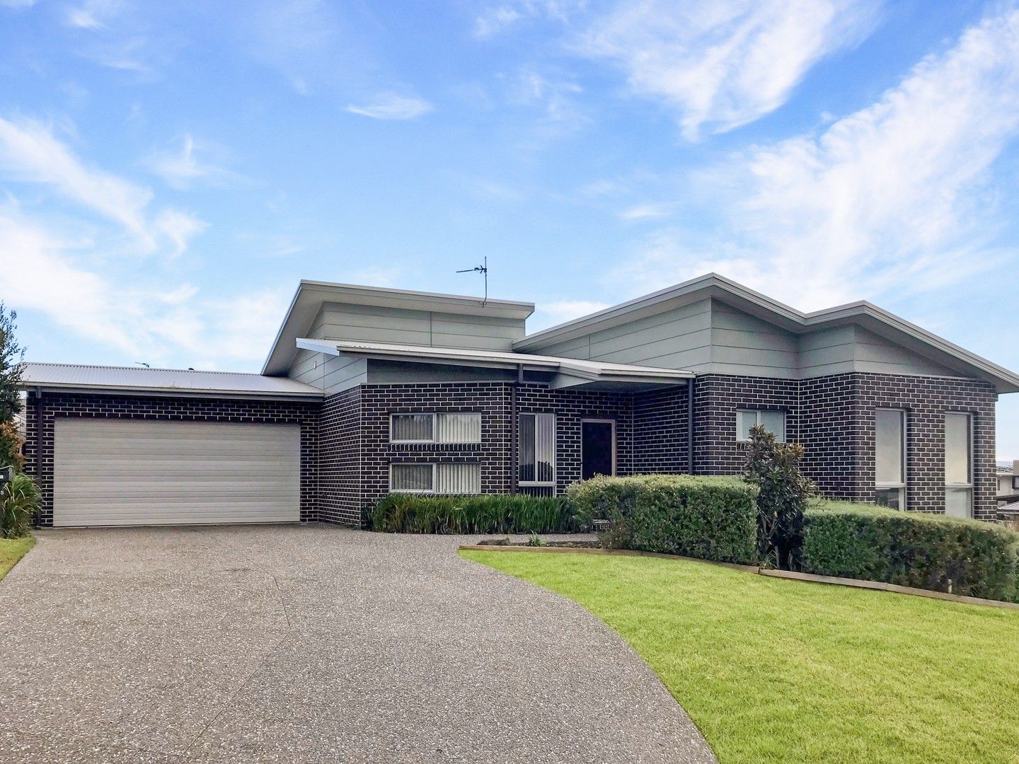 3 bedrooms House in 15 Rangoon Ave SHELL COVE NSW, 2529