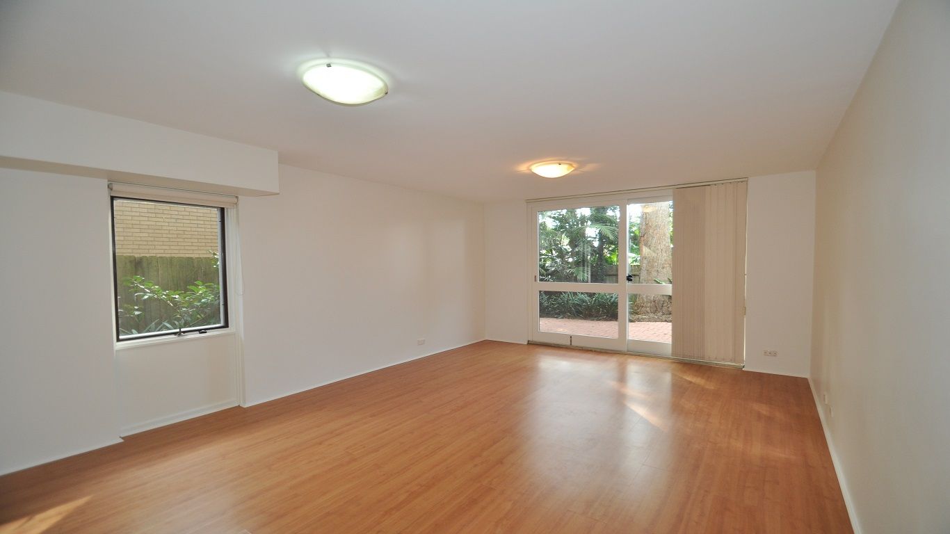 2 bedrooms Townhouse in 7/115 Burns Bay Road LANE COVE NSW, 2066