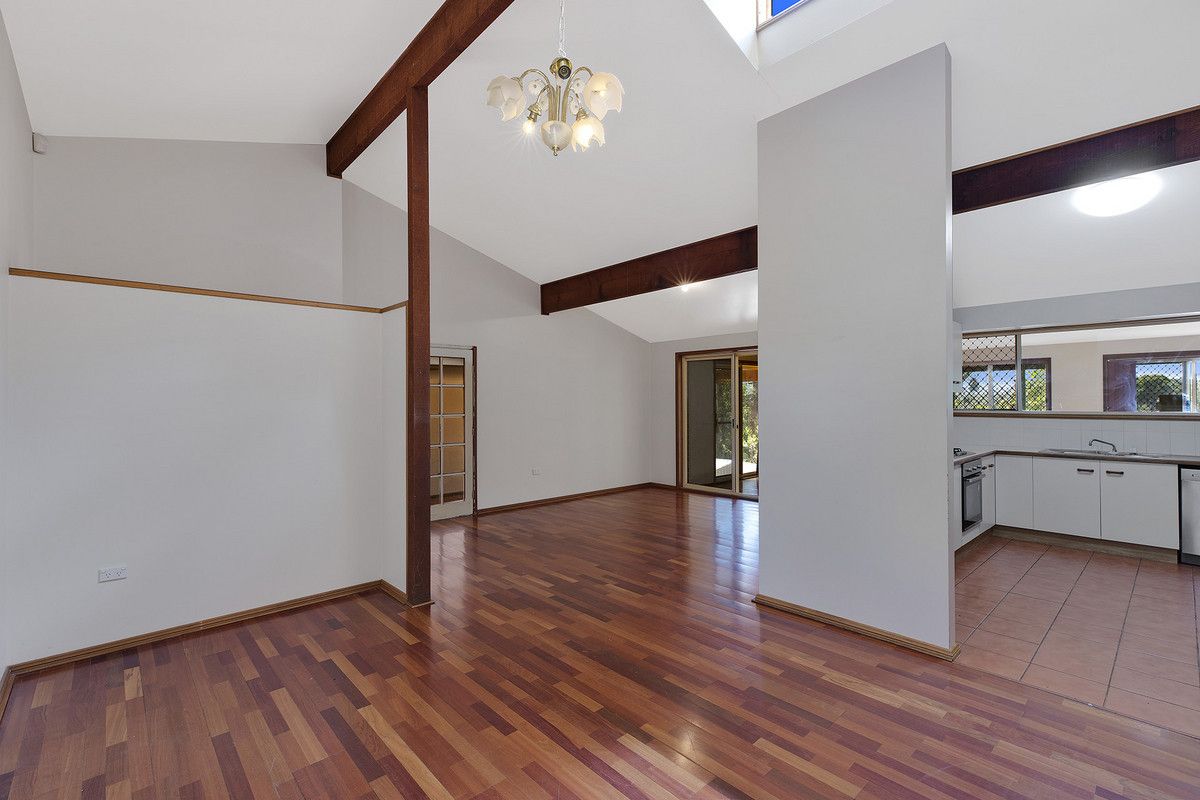 7 Ninian Close, Watanobbi NSW 2259, Image 2