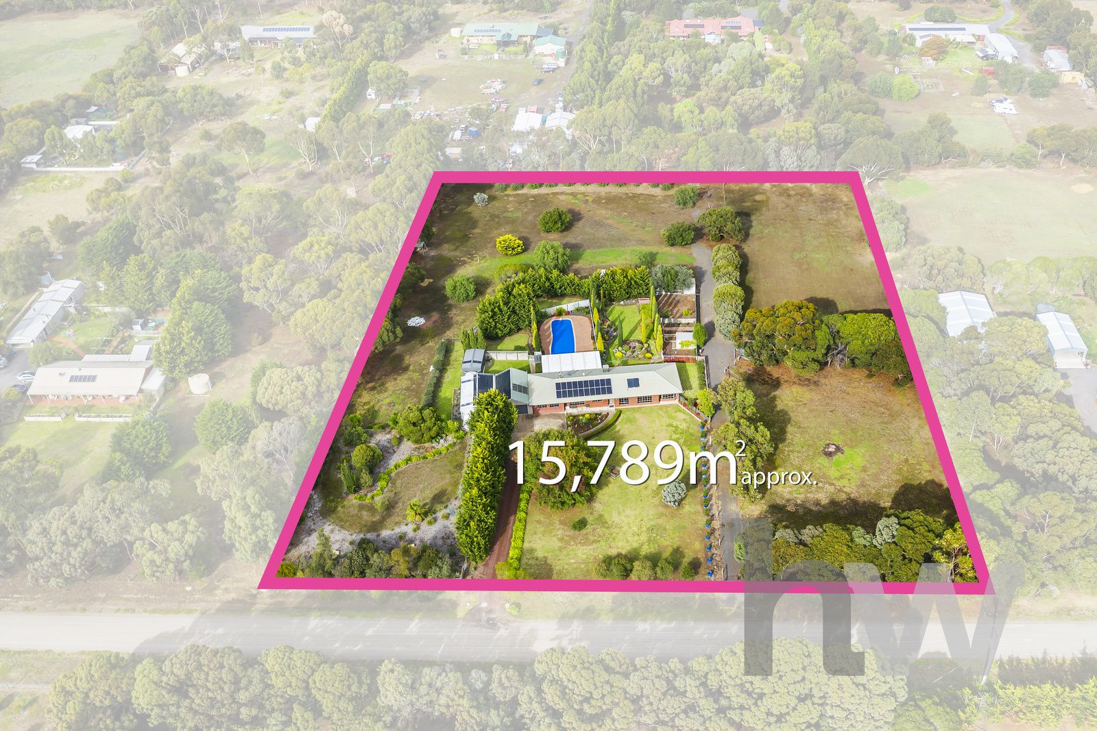 4 bedrooms House in 60 Lockyers Road LARA VIC, 3212