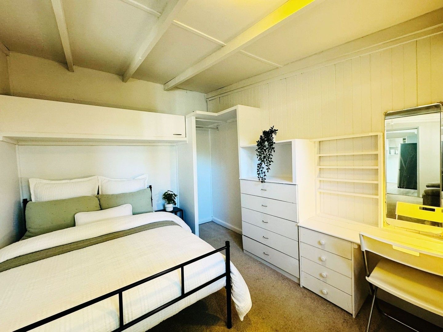 1 bedrooms House in  PEAKHURST NSW, 2210