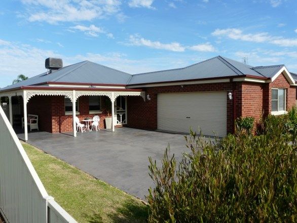 11 Anthony Avenue, Tocumwal NSW 2714, Image 1