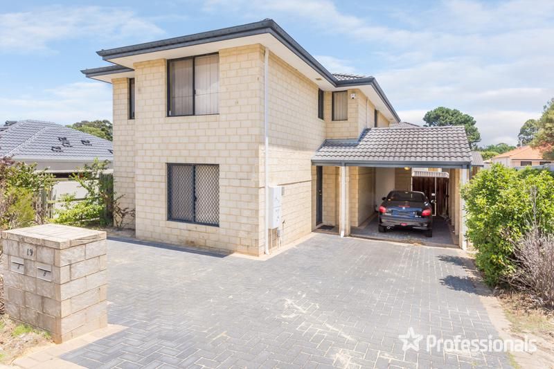 6 bedrooms Townhouse in Rms/19a Beveridge Street BENTLEY WA, 6102