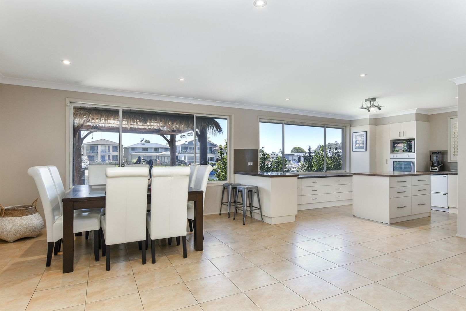 13 Heron Place, St Huberts Island NSW 2257, Image 2