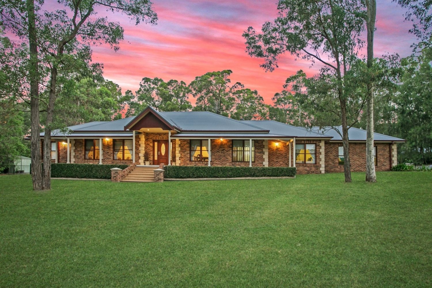 27 Avalon Drive, Thornton Property History & Address Research Domain