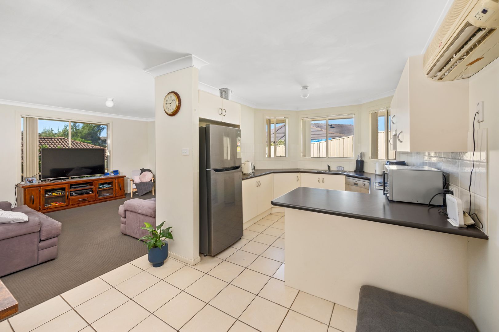 1/9A Walter Street, Rutherford NSW 2320, Image 2