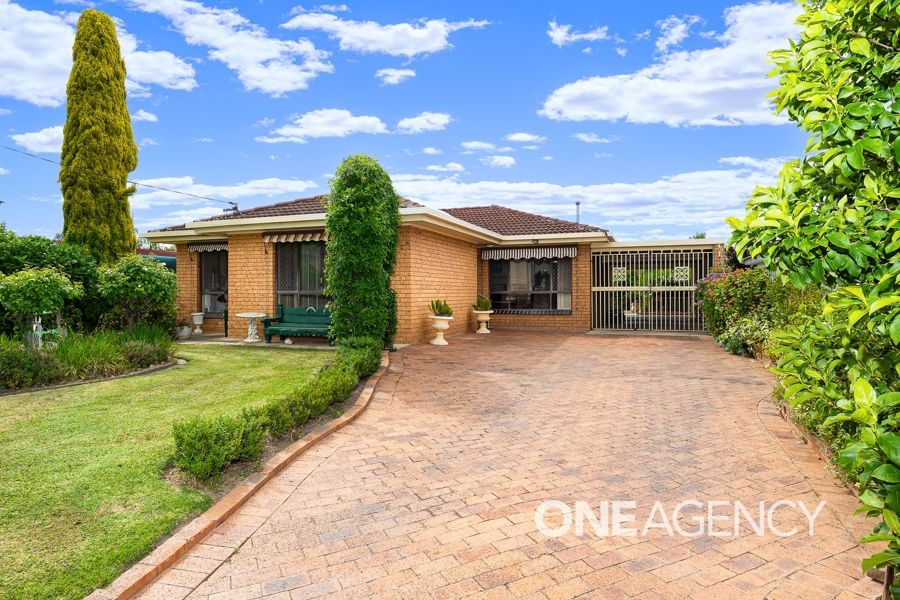 11 VESTEY STREET, Wagga Wagga NSW 2650, Image 0