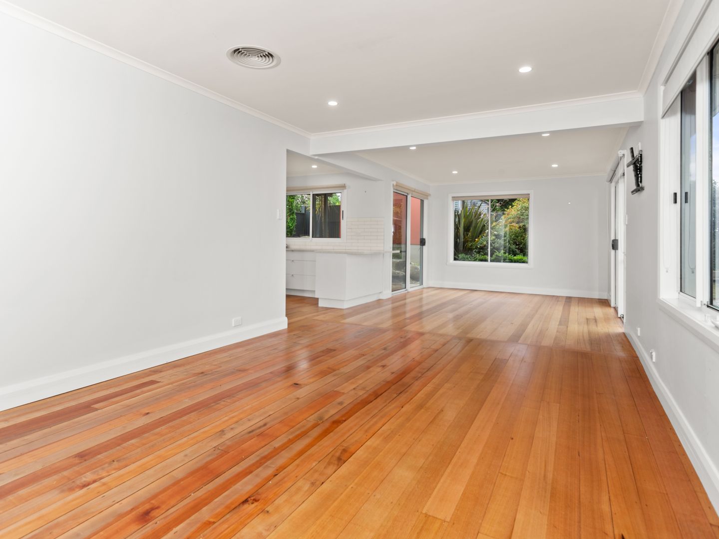 11 Old Coach Road, Gravelly Beach TAS 7276, Image 1