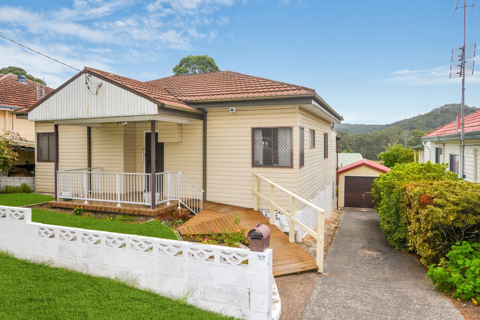 12 Campbell Street, North Gosford NSW 2250, Image 0