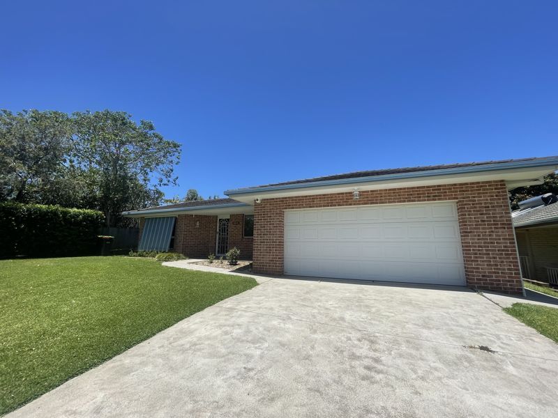 4 bedrooms House in 3 Lyrebird Road COFFS HARBOUR NSW, 2450