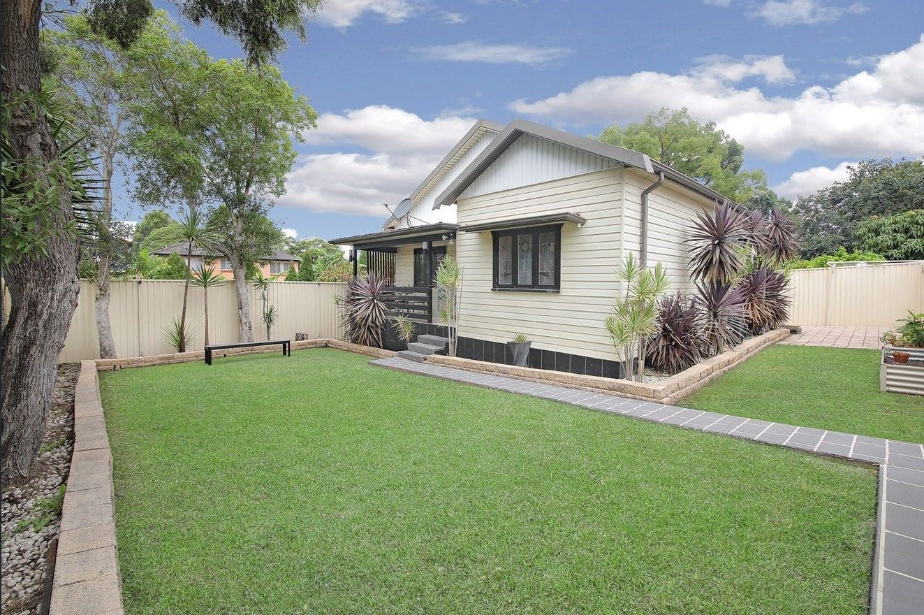 3 bedrooms House in 15b Highland Avenue BANKSTOWN NSW, 2200
