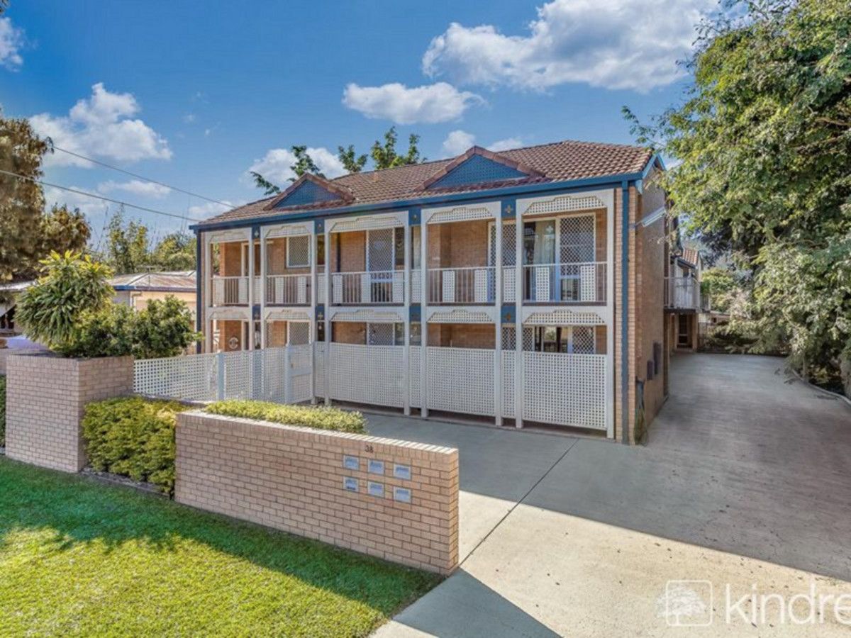 2 bedrooms Apartment / Unit / Flat in 2/39 Wyllie Street REDCLIFFE QLD, 4020