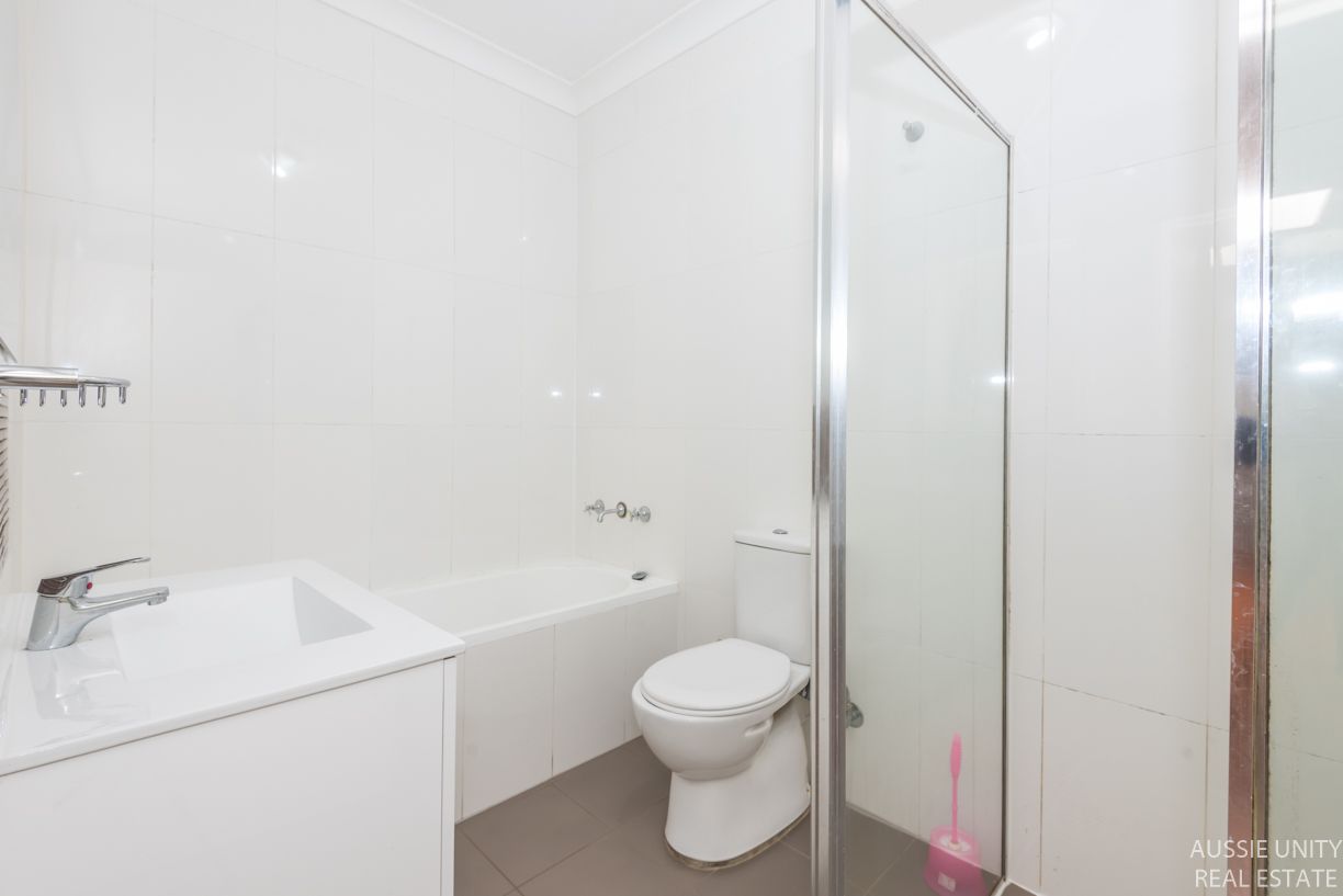 8/273 Dunmore street, Pendle Hill NSW 2145, Image 2