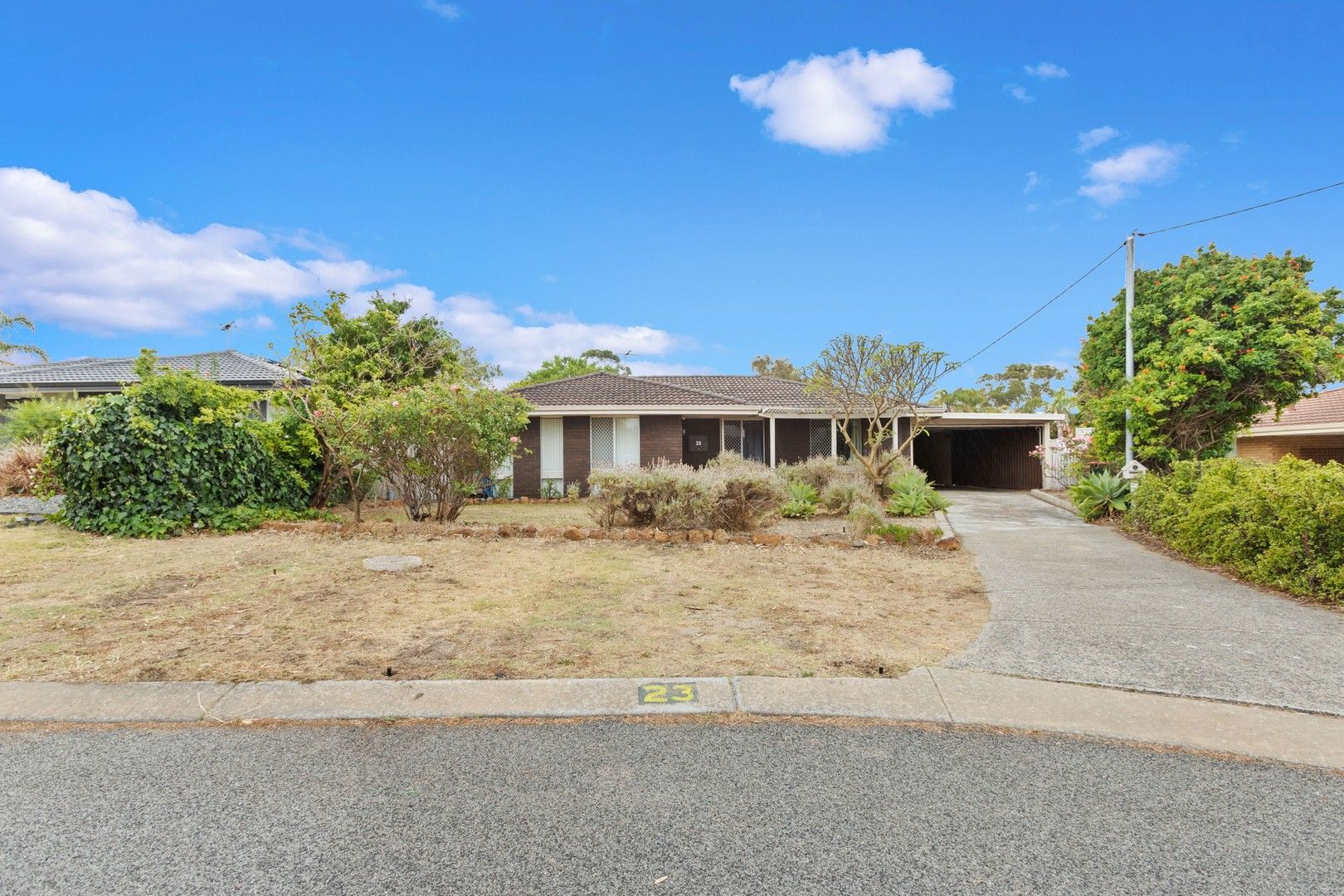 4 bedrooms House in 23 Tremont Place CRAIGIE WA, 6025