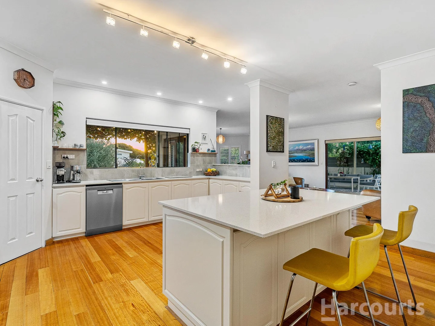 Additional image 11 of 122 Fendam Street, Warnbro WA 6169