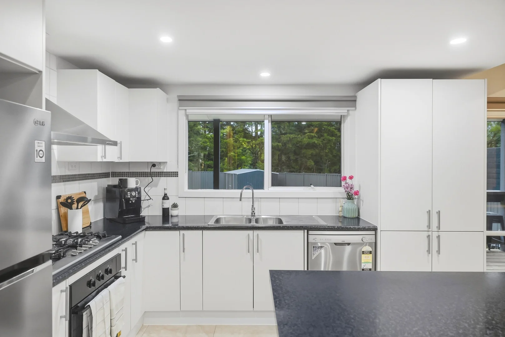 Additional image 8 of 17A Gordon Crescent, Romsey VIC 3434