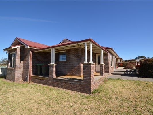 2/12 Hardinge Street, South Guyra NSW 2365, Image 0