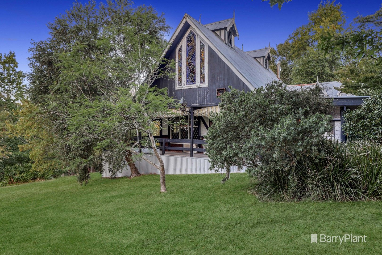 4 bedrooms Acreage / Semi-Rural in 8 Cornelius Crescent HEALESVILLE VIC, 3777