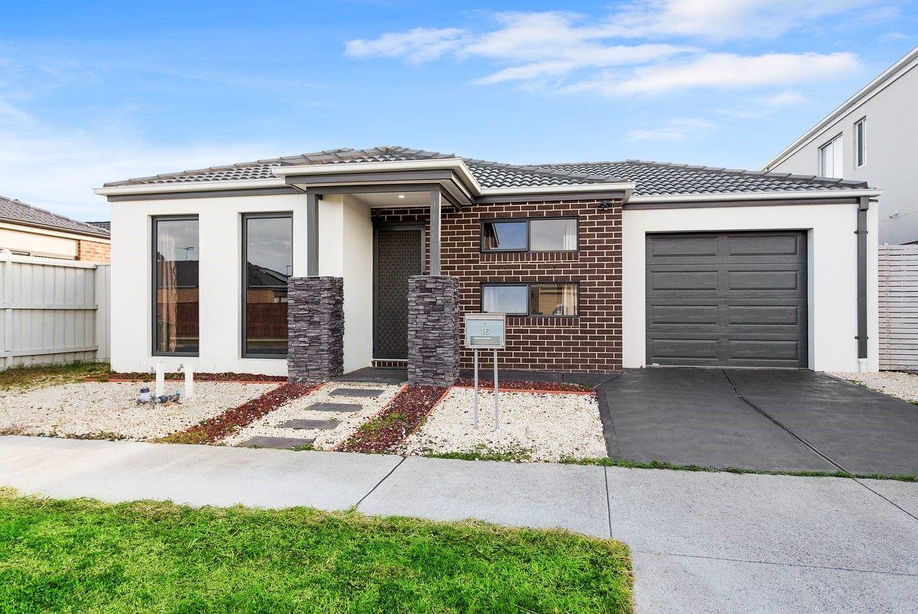 16 Bevington Crescent, Officer VIC 3809 House For Rent Domain