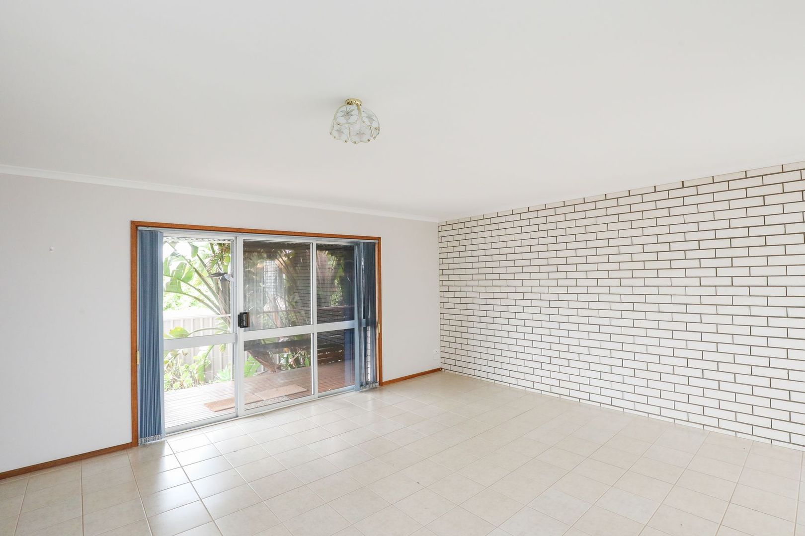 2/17 Whittaker Crescent, Red Cliffs VIC 3496, Image 2