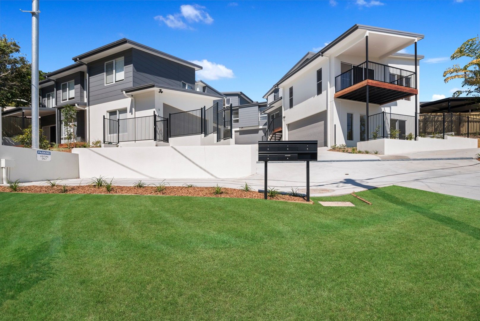 3 bedrooms Townhouse in 2/34 Westview Road CURRUMBIN QLD, 4223