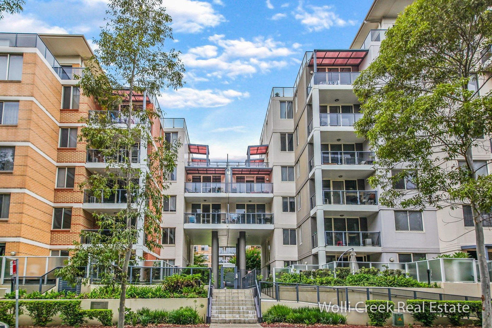2 bedrooms Apartment / Unit / Flat in 141/97 Bonar Street WOLLI CREEK NSW, 2205