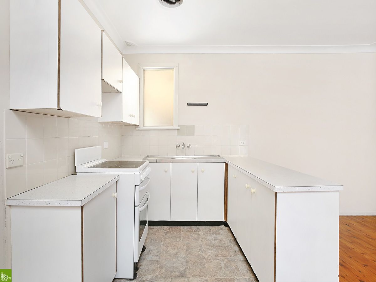 2/5 Rachel Crescent, Figtree NSW 2525, Image 1