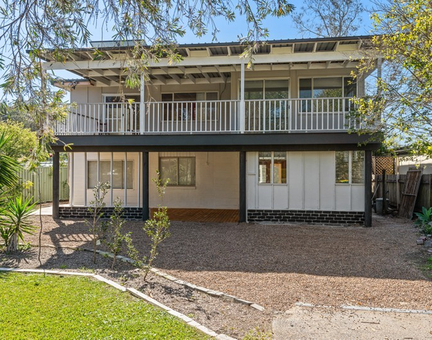 25 Black Swan Street, Berkeley Vale NSW 2261