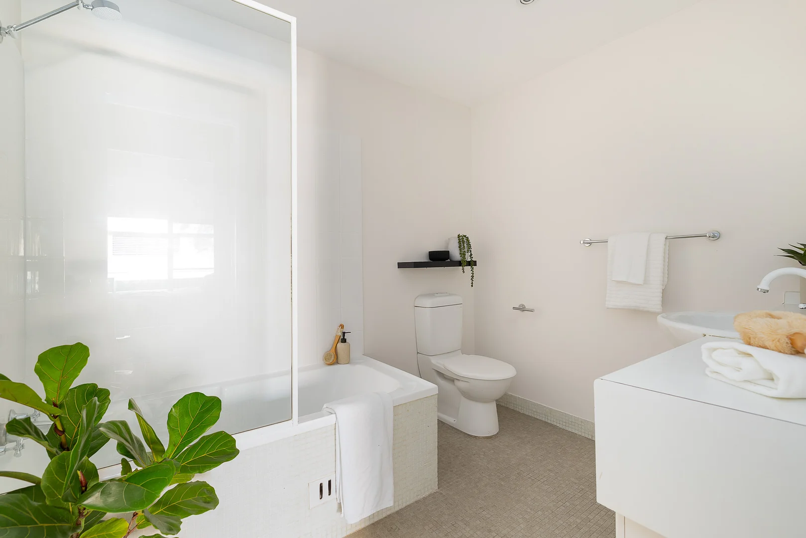 Additional image 10 of 28/67 Cowper Wharf Road, Woolloomooloo NSW 2011