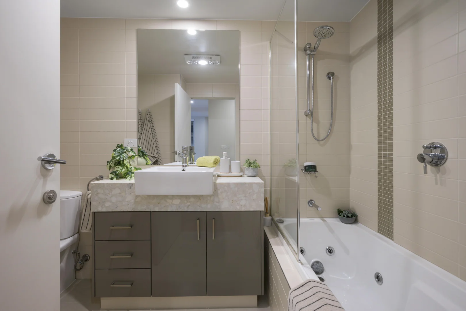 Additional image 10 of 2/402 Barkly Street, Elwood VIC 3184