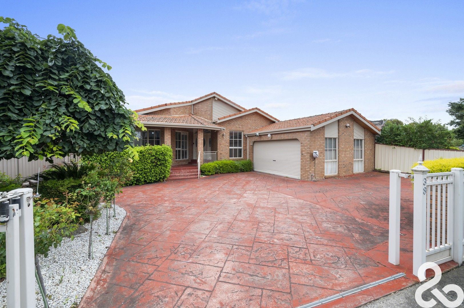 38 Azalea Avenue, Mill Park VIC 3082