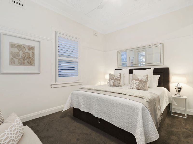 2/15 Cove Avenue, Manly NSW 2095, Image 1