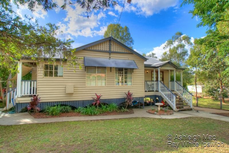 62 Fawkner Crescent, BARELLAN POINT QLD 4306, Image 0